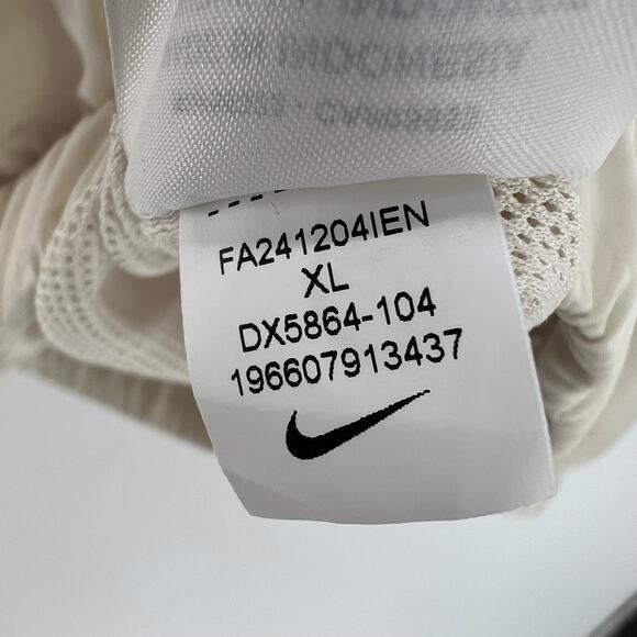 NWT Nike Swoosh Women's Cream Windbreaker Oversized Baggy Sport Jacket XL 1X 2XL - Picture 6 of 10